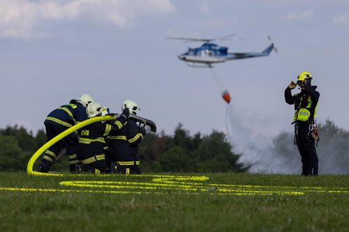 VIDEO: Hasiči cvičili hašení s bambivakem