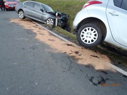 Dopravní nehoda u Čínova kde se čelně střetla dvě osobní vozidla. 
