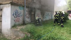 Výcvik říčanských hasičů se zařízením CCS Cobra