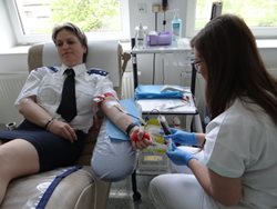 Ostravští dobrovolní hasiči společně darovali krev FOTOGALERIE