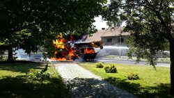 V Kozlanech shořel automobilový jeřáb