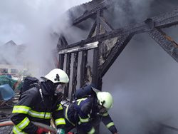 Požár dílny způsobila nedbalost