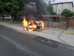 Požár nové octavie v Havířově-Šumbarku