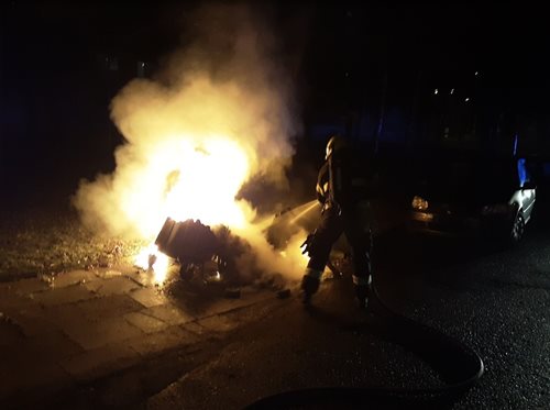 Během Silvestra vyjížděly jednotky k 16 požárům