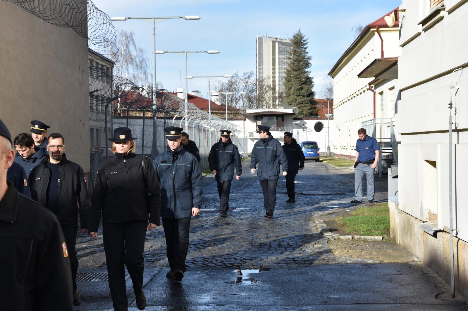 dd-(1).jpg dd-(1).jpg