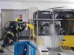 Požár baterií manipulátoru způsobil škodu za šest milionů