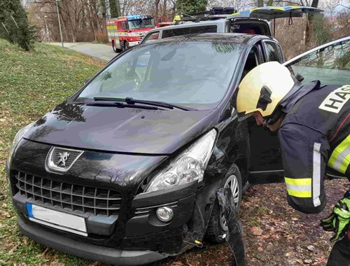 Střet vozidel si vyžádal zásah záchranářů