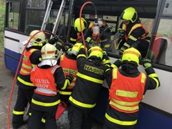 Dobrovolní hasiči v Moravskoslezském kraji prošli komplexním výcvikem na dopravní nehody VIDEO-FOTO