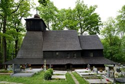Představujeme  unikátní  dřevěný kostel v Gutech ze 16.století, který zničil v noci z prvního na druhého srpna požár .