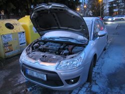 K požáru osobního automobilu na sídlišti Jižní svahy ve Zlíně vyjely dvě jednotky hasičů.