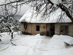 U požáru rodinného domu v Nedašově Lhotě zasahovaly tři jednotky hasičů.