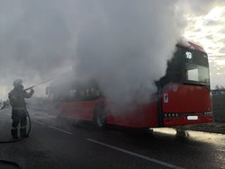 Požár autobusu v Litvínovicích, nikdo nebyl zraněn