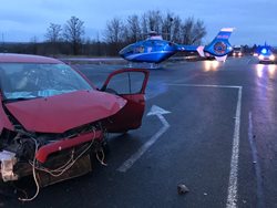 Tragický střet dvou osobních automobilů poblíž Velvar