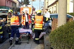 Při nehodě v Jedovnicích se zranili dva lidé