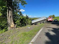Dopravní nehoda kamionu u Šluknova - Království