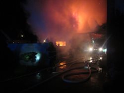 Požár garáže a pergoly u rodinného domu