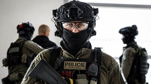 Pražské letiště bude chránit nová speciální jednotka policie. Reaguje na rostoucí bezpečnostní hrozby