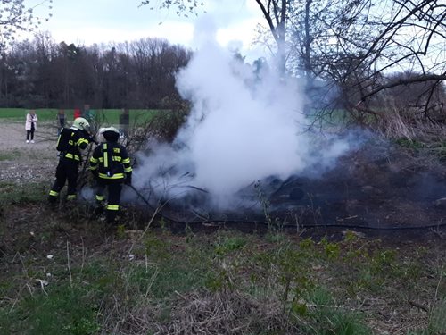 Čarodějnice ve znamení planých poplachů