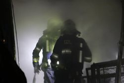 Při požáru v Brně se nadýchali zplodin dva obyvatelé rodinného domu