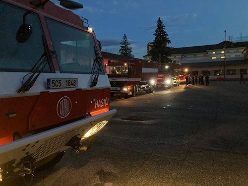 Odřad na pomoc tornádem zničené jižní Moravě