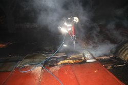 Požár průmyslové prádelny v Chodové Plané