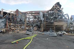  Požár skladu tlakových láhví v Plané na Tachovsku má svou oběť