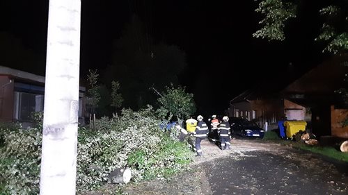 Noční bouřky a více jak 150 událostí