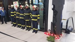 V Brně si hasiči připomněli tragickou událost