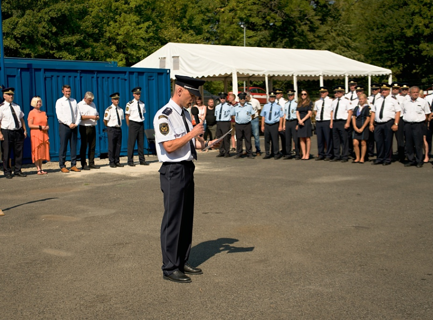 ViewImage-(3).png ViewImage-(3).png