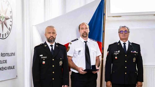 Vážná nehoda, řidič potřeboval okamžitou pomoc. Hasič Radek Lusk neváhal a začal zachraňovat