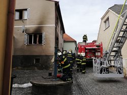 Exploze plynu poškodila rodinný dům v Březnici