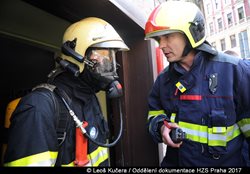 U požáru restaurace na pražském Žižkově zasahovaly dvě jednotky hasičů