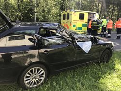 Pro ženu zraněnou při nehodě letěl do Struhařova vrtulník