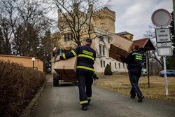 Příprava náhradního ubytování pro uprchlíky ve Skřivanech