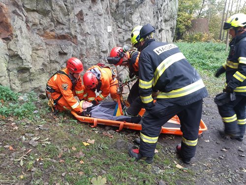 Taktické cvičení zaměřené na záchranu horolezců