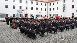 Složení slibu nových příslušníků Hasičského záchranného sboru Jihomoravského kraje a předání medailí Za věrnost v Brně  na Špilberku