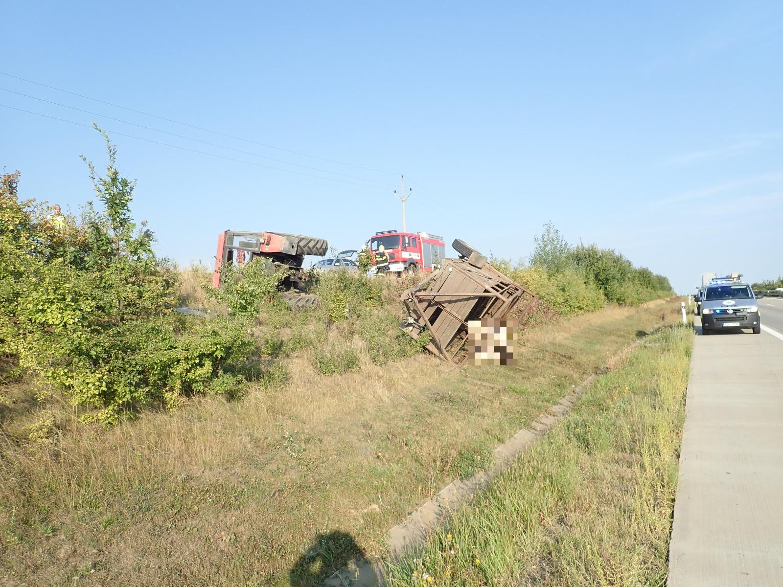 qqqq-(1).jpg qqqq-(1).jpg