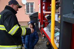 Liberečtí hasiči pomohli maminkám a jejich dětem v azylovém domě