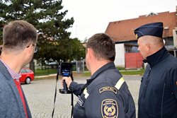 Hasiči obdrželi na stanici Uherský Brod novou ruční termokameru