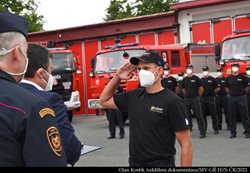 Naši hasiči se po úspěšném zásahu v Řecku vrátili zpět domů
