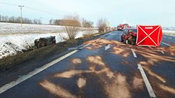 Dopravní nehoda dvou osobních aut u Panenského Týnce