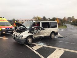 Dopravní nehoda dvou dodávek u Bořislavi