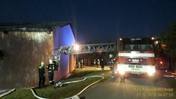 Požár haly ve Štěnovickém Borku