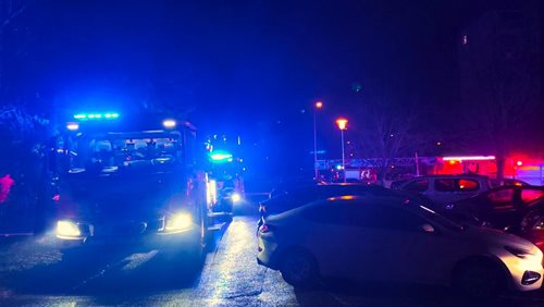 Závada elektroinstalace vyvolala požár bytu, evakuováno 30 osob