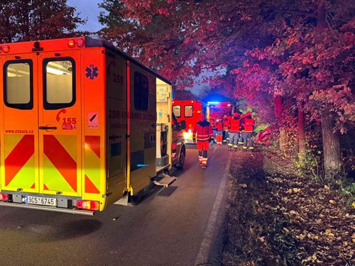 Hasiči zasahovali u sedmi dopravních nehod, tři lidé skončili v péči záchranářů