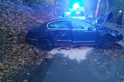 Po nárazu vozu do stromu byl řidič transportován vrtulníkem 