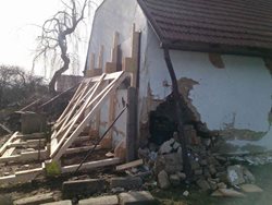 Přístavek jsme museli stabilizovat