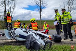 Hasiči ve Skotnici pomáhali u dopravní nehody motocyklu