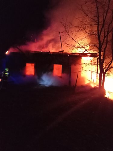 Nevyužívaná chalupa v Liberku lehla popelem