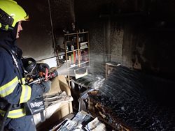 Požár v bytovém domě v Rožnově pod Radhoštěm domácí mazlíčci nepřežili